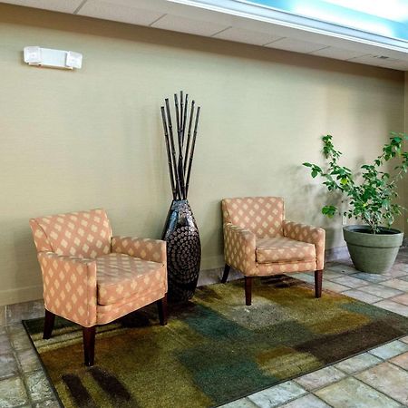 Spark By Hilton Wytheville East Main Street Екстериор снимка