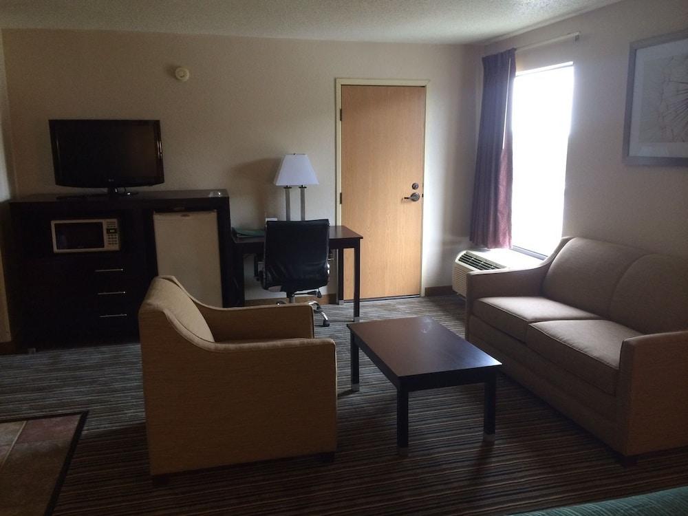 Spark By Hilton Wytheville East Main Street Екстериор снимка