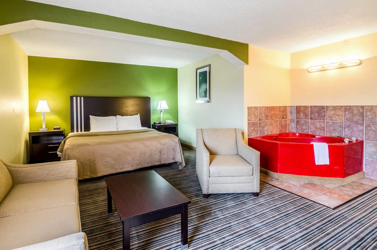 Spark By Hilton Wytheville East Main Street Екстериор снимка