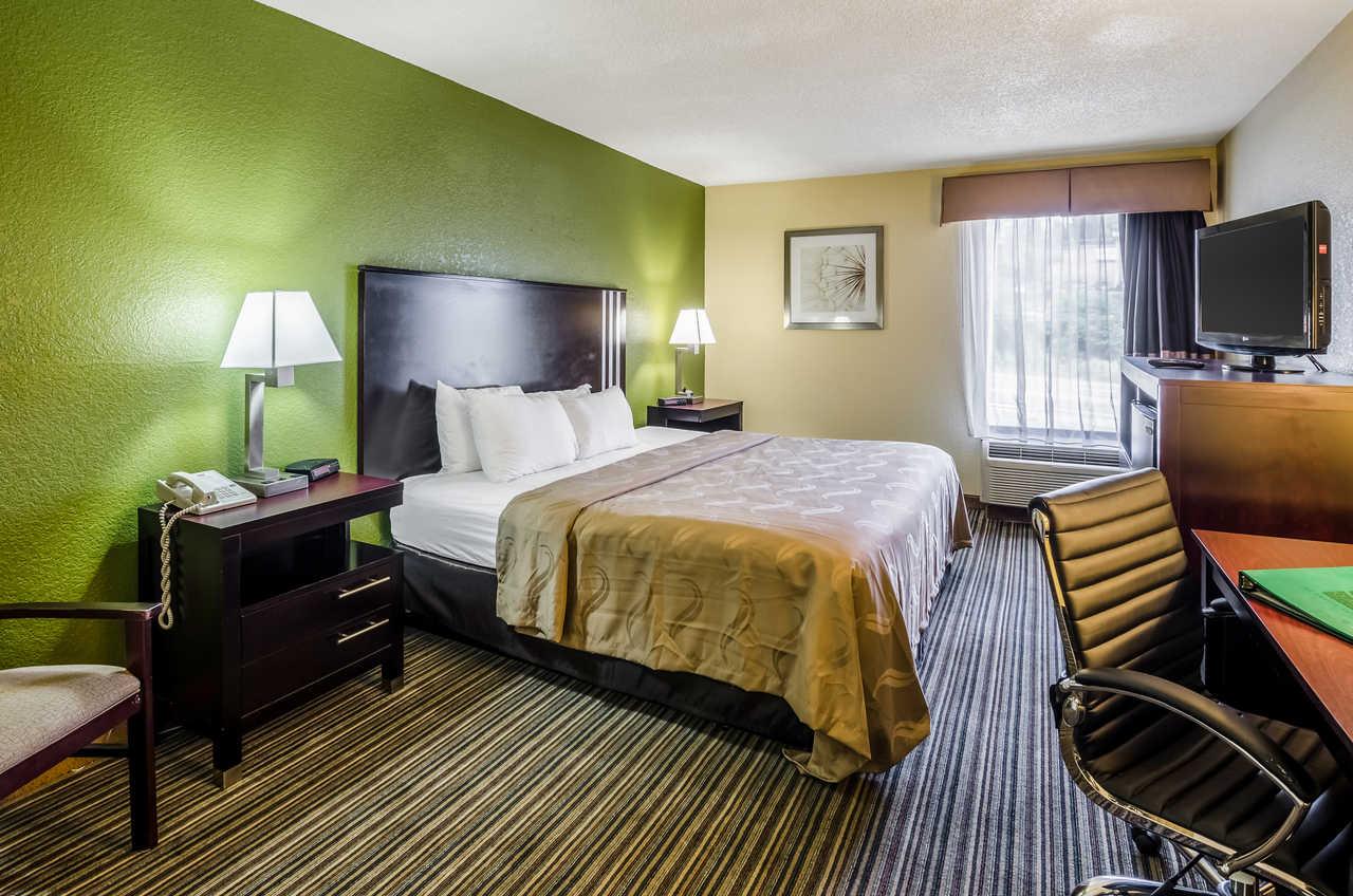 Spark By Hilton Wytheville East Main Street Екстериор снимка