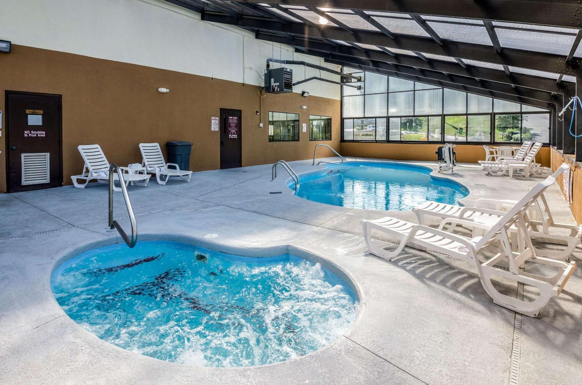 Spark By Hilton Wytheville East Main Street Екстериор снимка